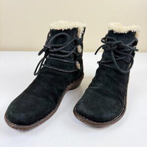 UGG Caspia Black Suede Shearling Boots S/N 3335